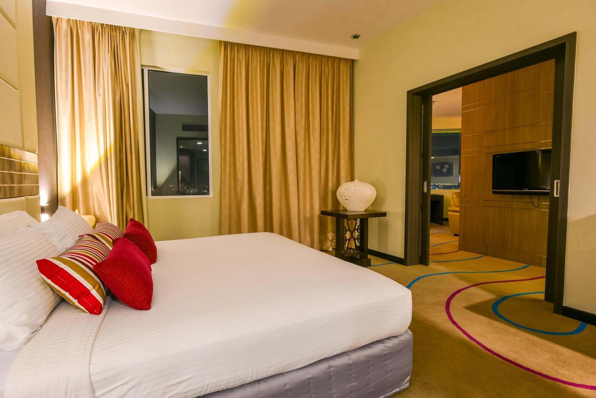 Premiere Hotel - Complimentary Shuttle To Klang Wholesale Market Екстер'єр фото