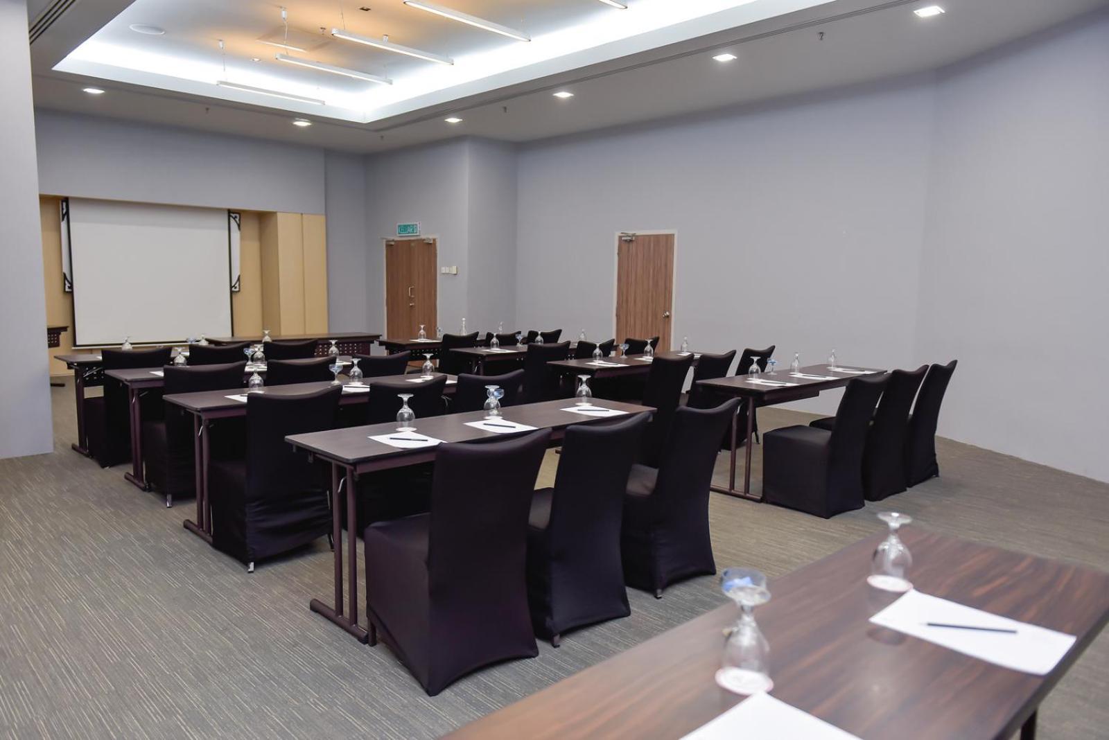 Premiere Hotel - Complimentary Shuttle To Klang Wholesale Market Екстер'єр фото